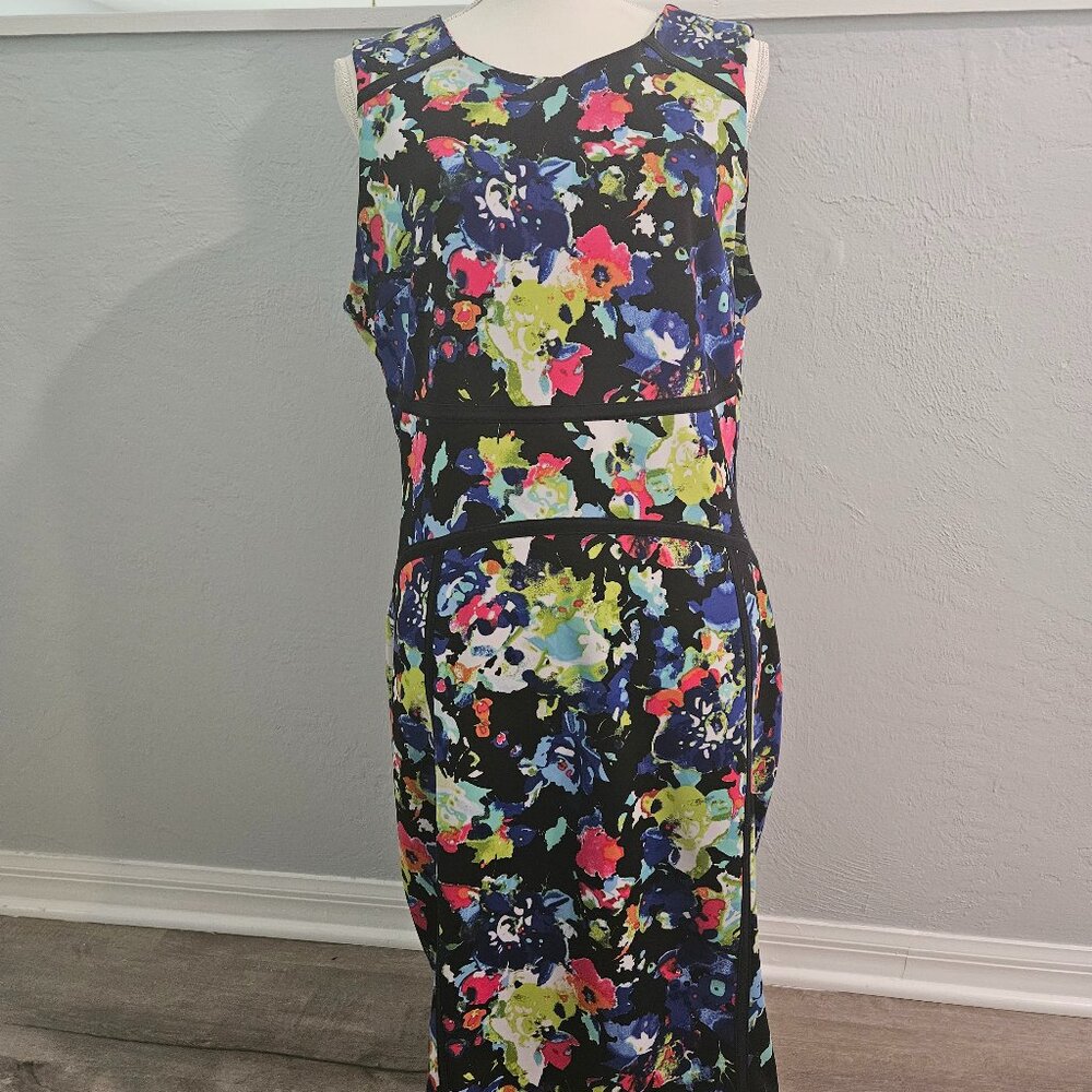 NICOLE MILLER DRESS FLORAL DESIGN SHEATH WITH ROUND NECK AND FITTED WAIST